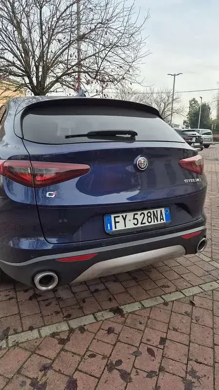 Usata Alfa Romeo Stelvio Super 209 CV (153 kW) 2019 SUV