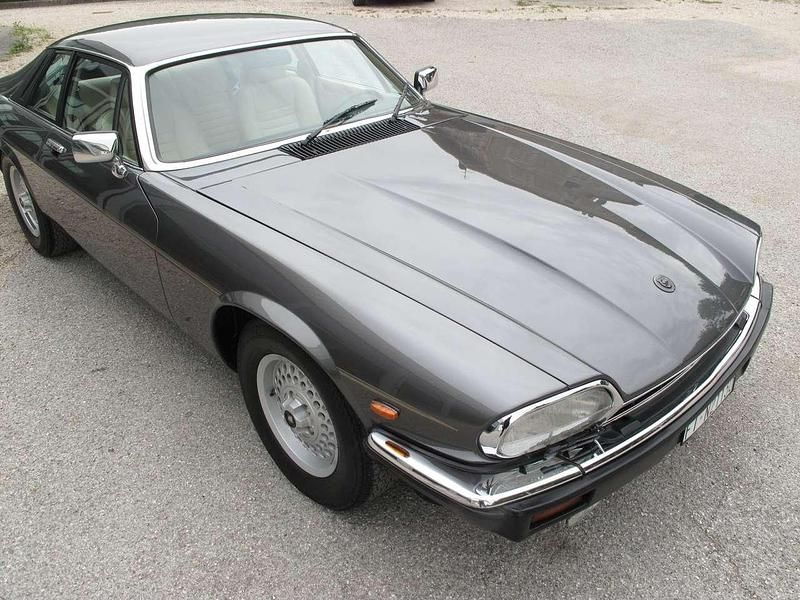 Usata Jaguar XJS 224 CV (164 kW) 1987 Grigio Coupé