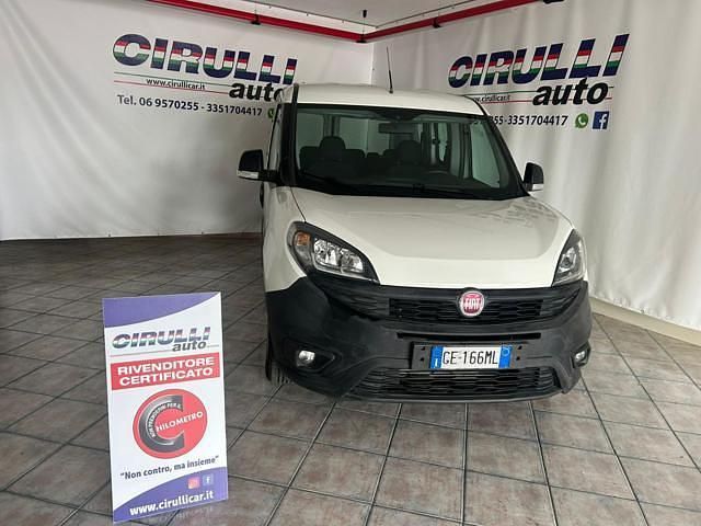 Usata Fiat Doblò Easy 95 CV (69 kW) 2021 Bianco Monovolume