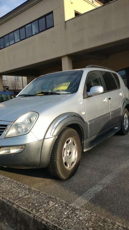 Usata 2006 Ssangyong Rexton SUV | 1500 € (Super prezzo) - Immagine 1/4