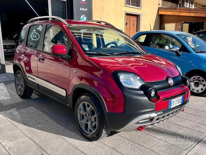 Rosso Usata 2015 Fiat Panda Cross Cross Due volumi | 9500 € (Super prezzo) - Immagine 1/4