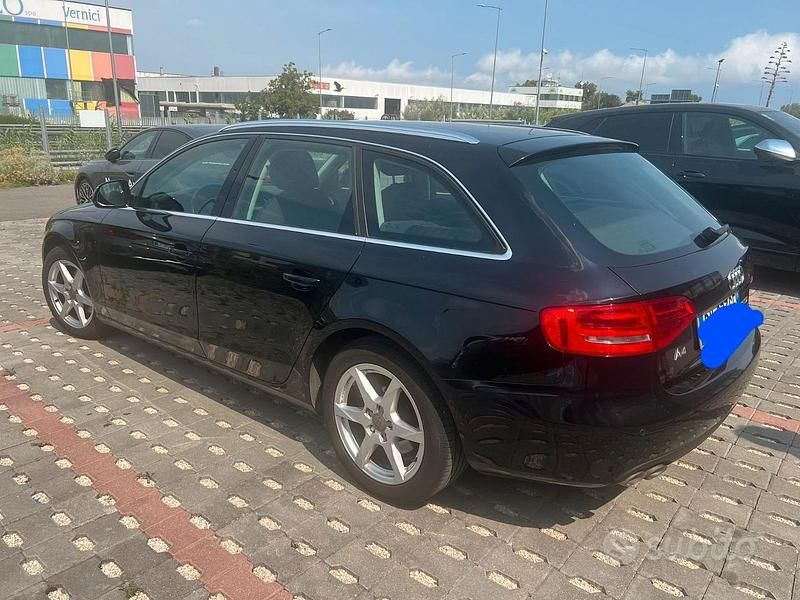 Usata Audi A4 Advanced 143 CV (105 kW) 2009 Nero Station wagon