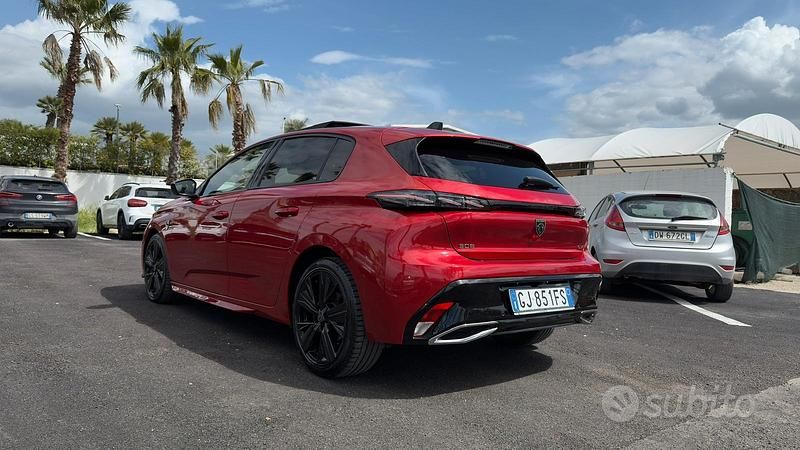 Usata Peugeot 308 GT 131 CV (96 kW) 2022 Rosso Berlina