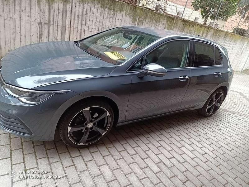 Usata VW Golf VIII 150 CV (110 kW) 2022 Grigio Berlina