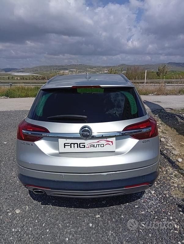 Gebraucht Opel Insignia Cosmo 136 PS (100 kW) 2017 Grau Kombi
