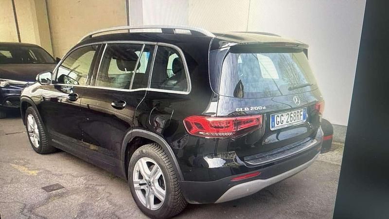 Usata Mercedes GLB200 150 CV (110 kW) 2021 Blu/azzurro SUV