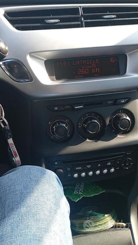 Usata Citroën C3 60 CV (44 kW) 2012 Bianco Berlina