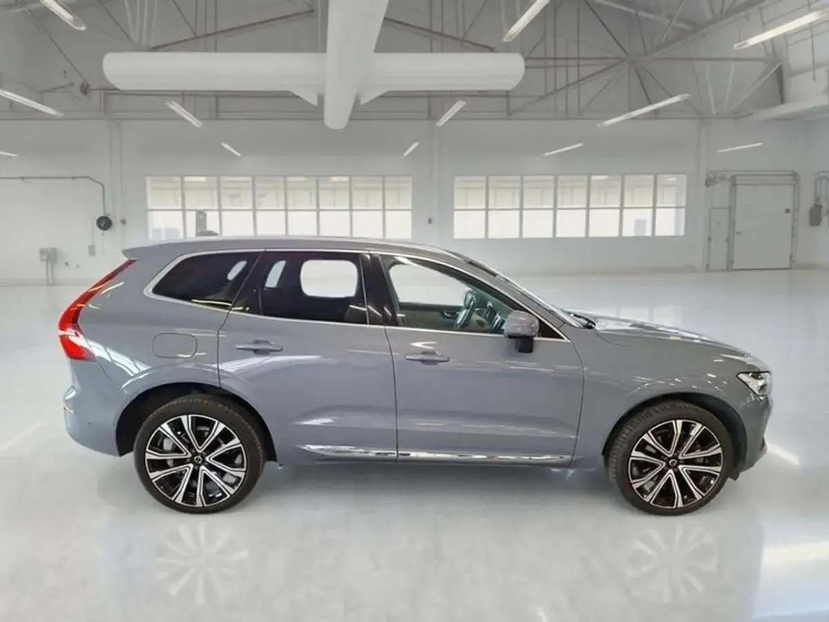 Usata Volvo XC60 253 CV (186 kW) 2021 Grigio SUV