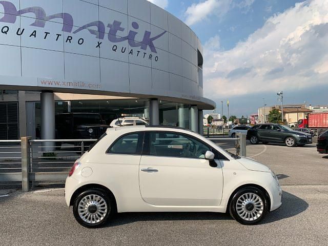 Usata Fiat 500 Lounge 95 CV (69 kW) 2014 Bianco pastello Utilitaria