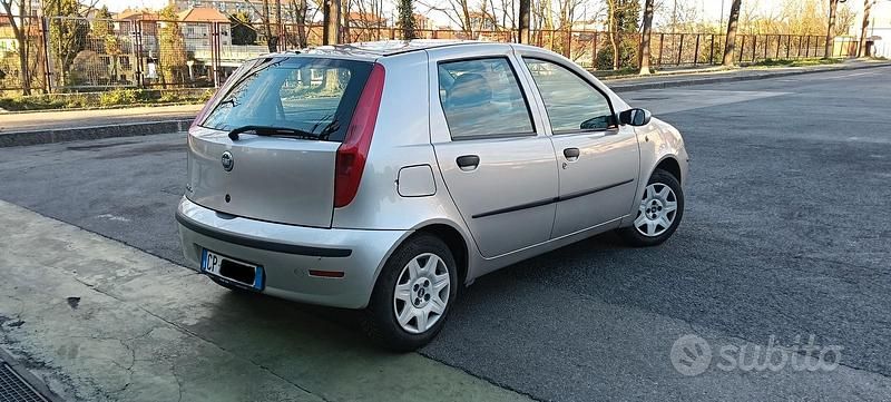Usata Fiat Punto 2004 Grigio Utilitaria