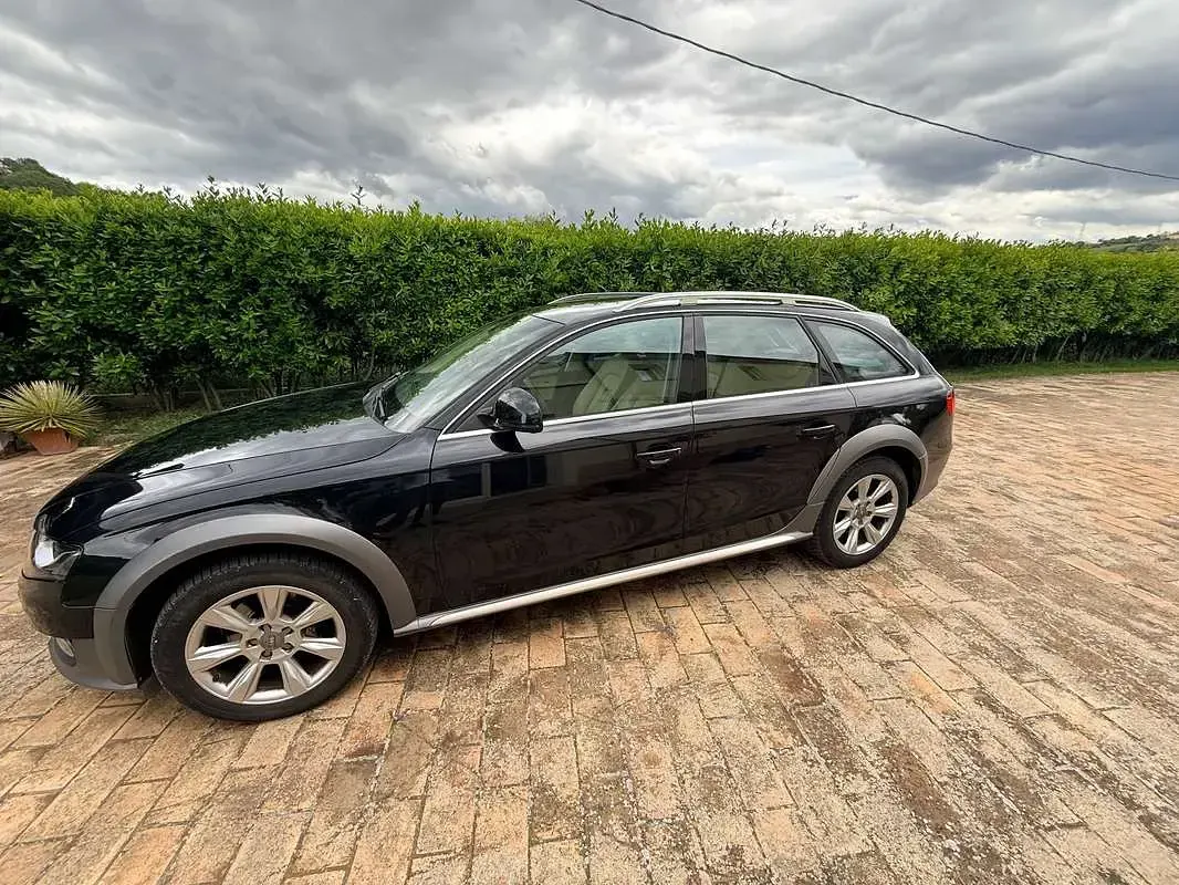 Usata Audi A4 Allroad Ambiente 170 CV (125 kW) 2010 Nero Station wagon