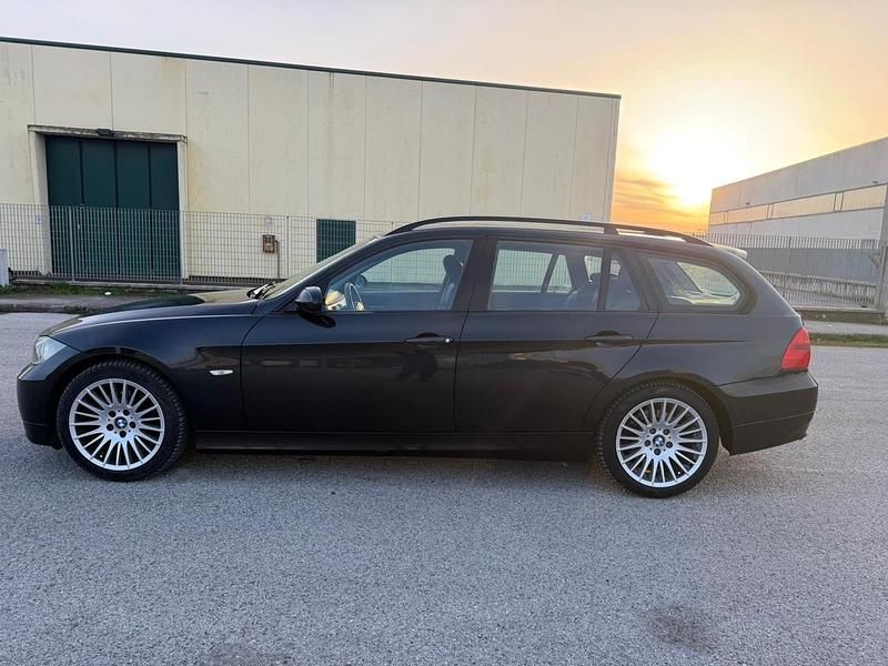 Usata BMW 320 163 CV (119 kW) 2006 Nero Station wagon