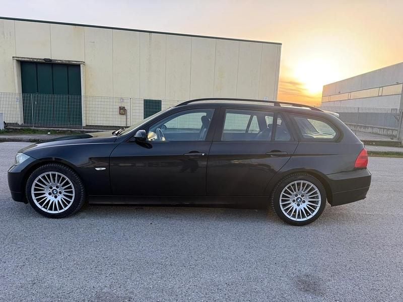 Usata BMW 320 222 CV (163 kW) 2006 Nero Station wagon