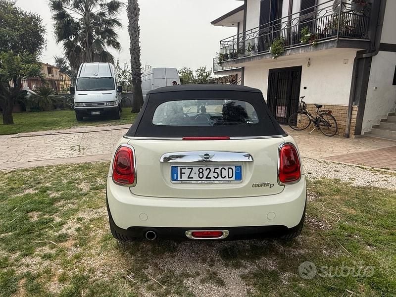 Usata Mini Cooper D Cabriolet 116 CV (85 kW) 2019 Beige Cabrio