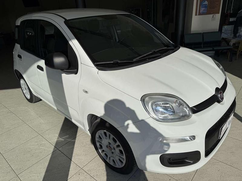 Usata Fiat Panda Easy 95 CV (69 kW) 2019 Bianco Utilitaria