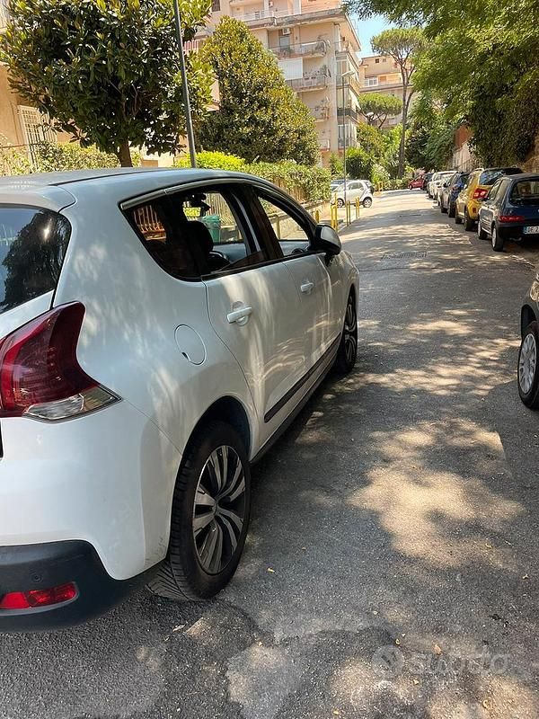 Usata Peugeot 3008 2014 Bianco Berlina