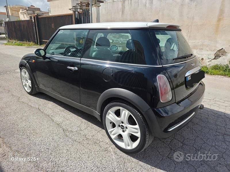 Usata Mini Cooper 2005 Nero Utilitaria