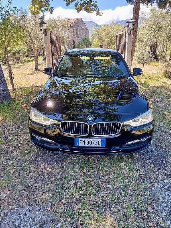 Usata BMW 318 Gran Turismo Luxury Line 150 CV (110 kW) 2017 Berlina