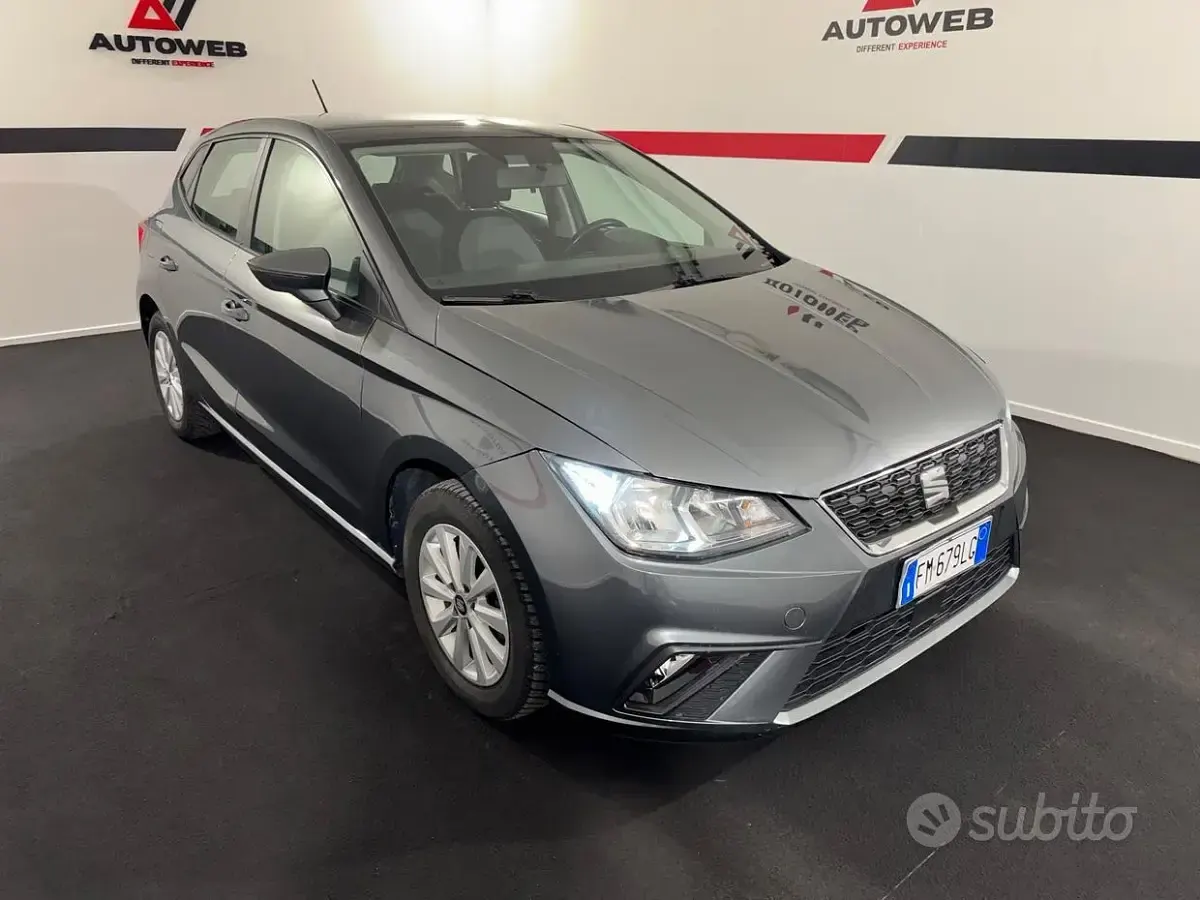 Usata Seat Ibiza XCELLENCE 75 CV (55 kW) 2017 Grigio Berlina