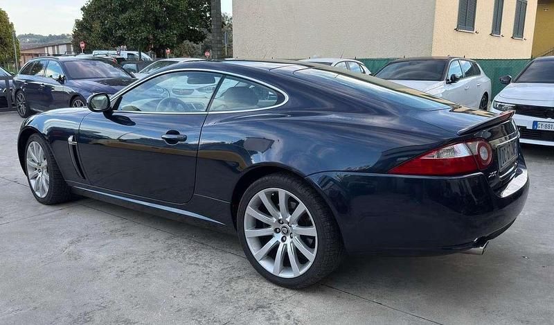 Usata Jaguar XK 296 CV (217 kW) 2006 Blu/azzurro Coupé