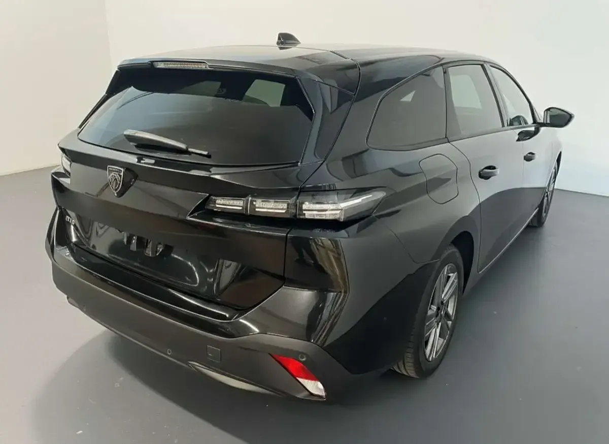 Occasion Peugeot 308 SW Active 131 ch (96 kW) 2024 Noir Break