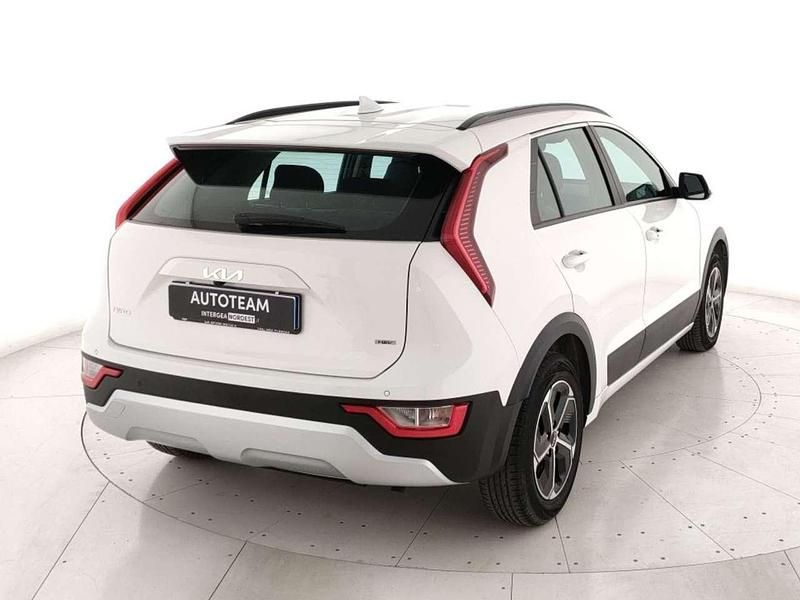 Usata Kia Niro 105 CV (77 kW) 2022 Bianco SUV