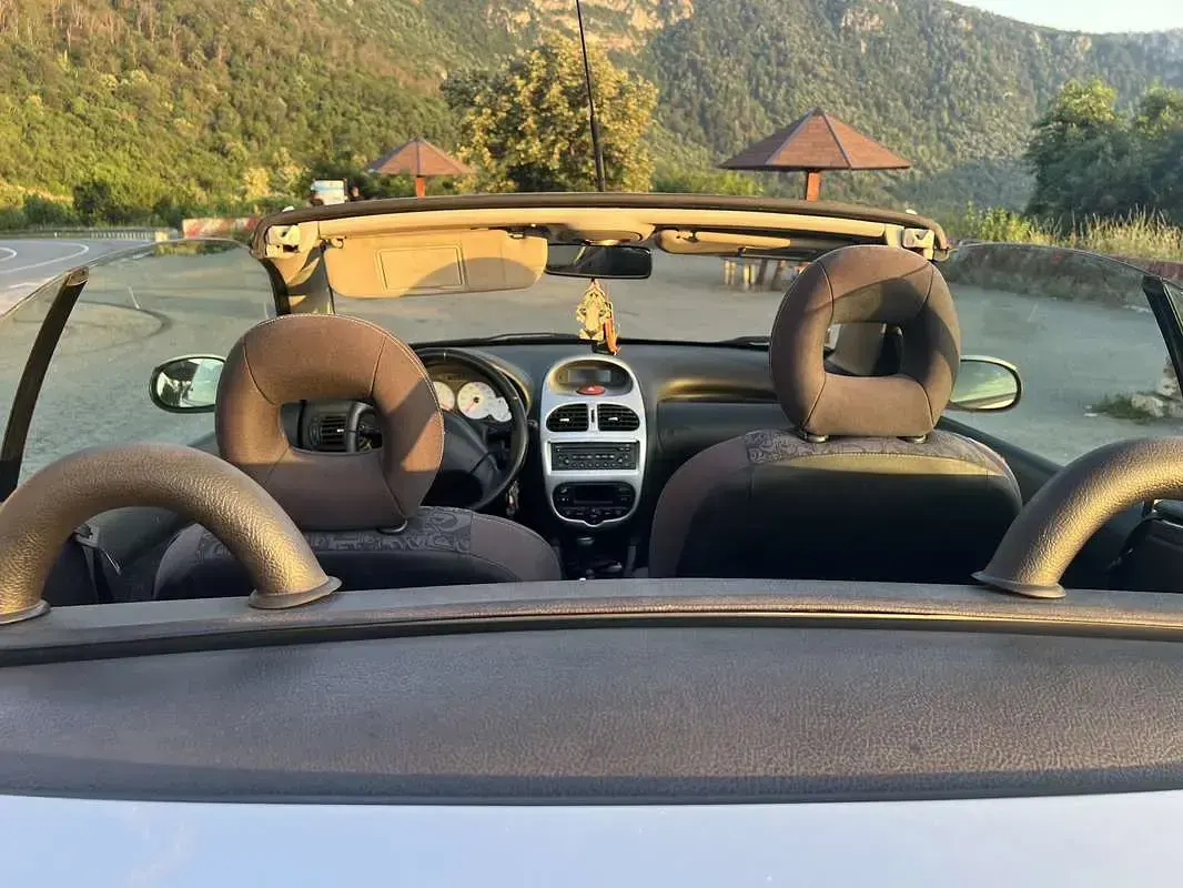 Usata Peugeot 206 CC Quiksilver 109 CV (80 kW) 2004 Cabrio