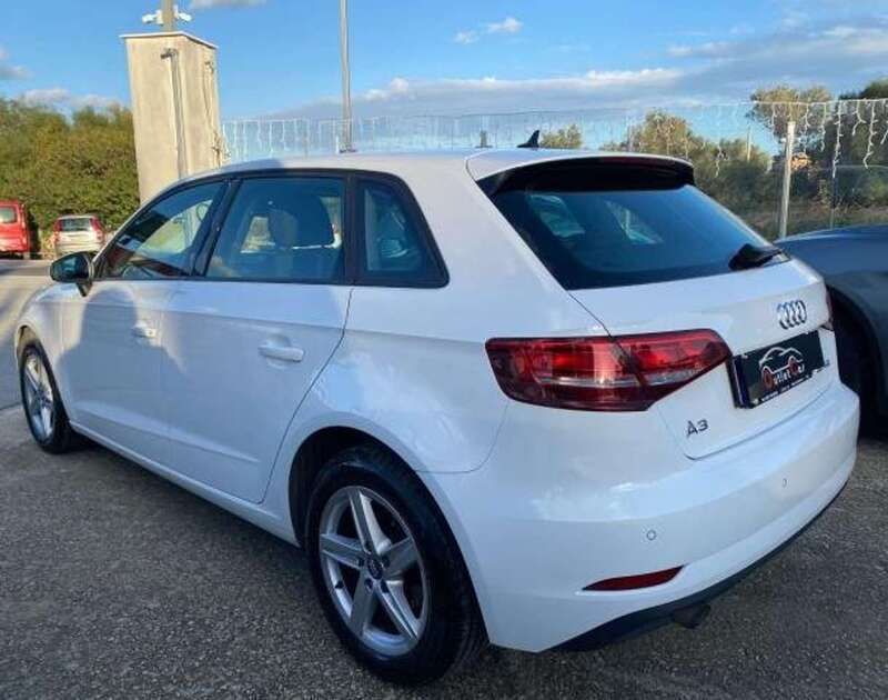 Usata Audi A3 Business 117 CV (86 kW) 2019 Bianco Berlina