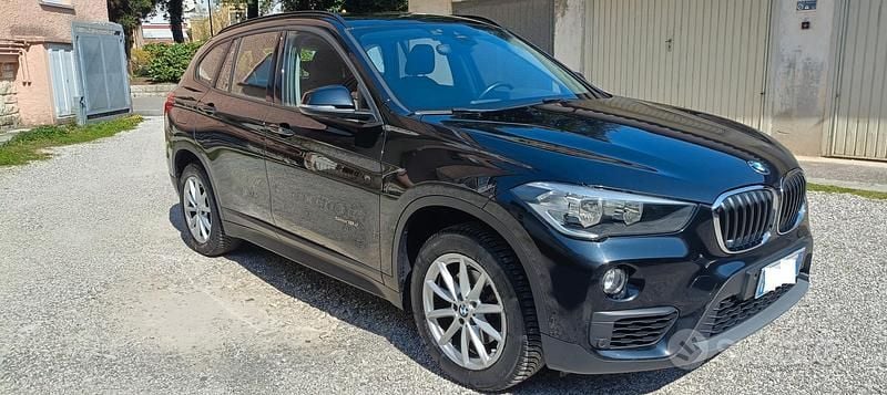Usata BMW X1 150 CV (110 kW) 2017 Nero SUV