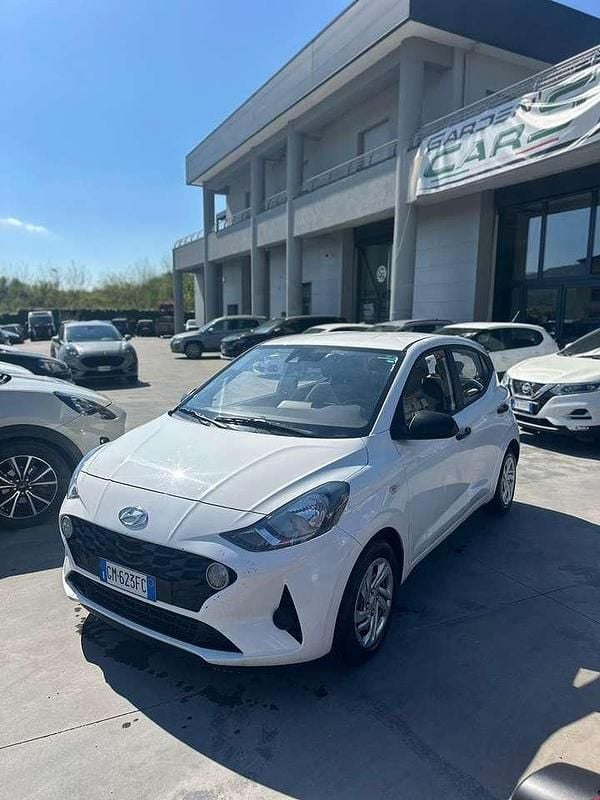 Usata Hyundai i10 Advanced 67 CV (49 kW) 2022 Bianco Utilitaria