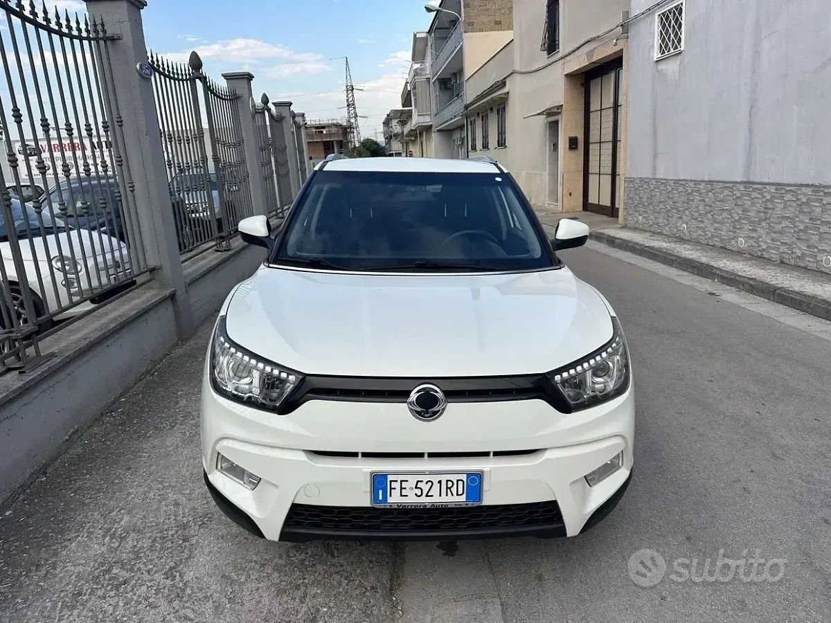 Usata SsangYong Tivoli 115 CV (84 kW) 2017 Bianco SUV