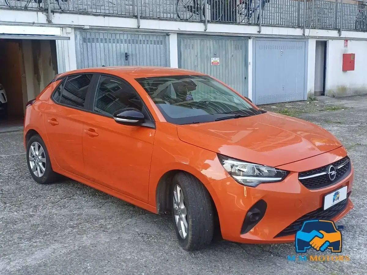 Usata Opel Corsa Edition 75 CV (55 kW) 2022 Arancione Utilitaria