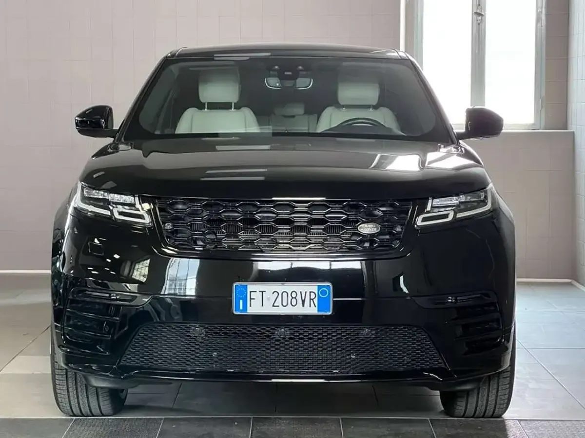 Usata Land Rover Range Rover Velar HSE Dynamic 241 CV (177 kW) 2018 Nero SUV