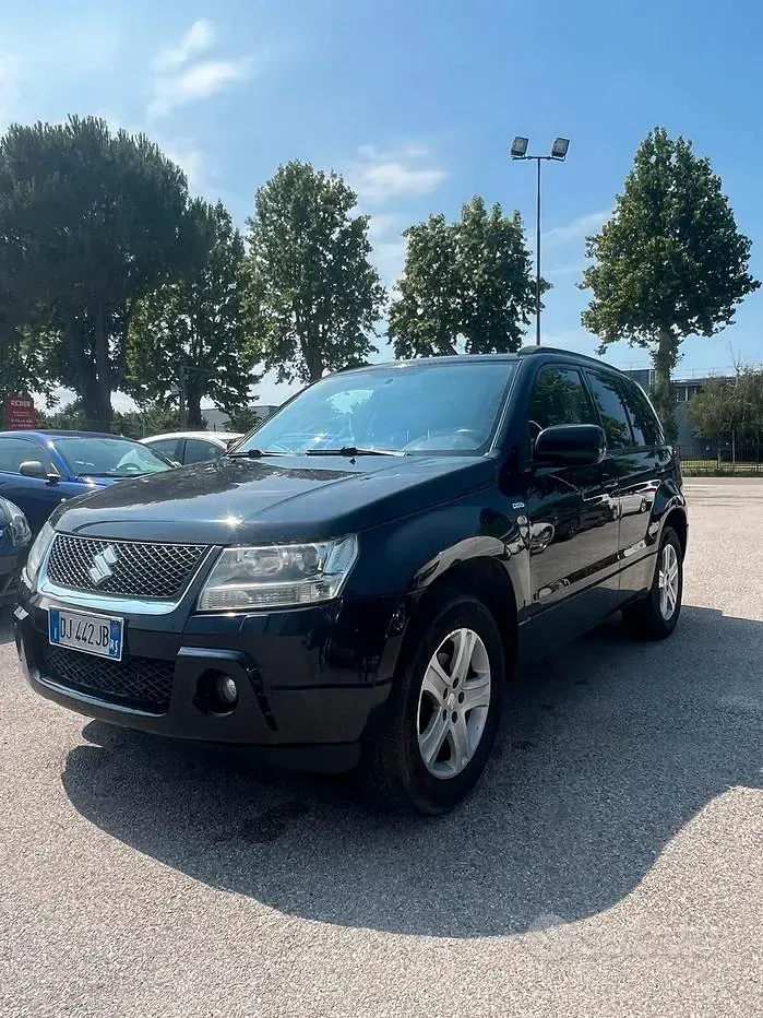 Usata Suzuki Grand Vitara 129 CV (94 kW) 2007 Nero SUV