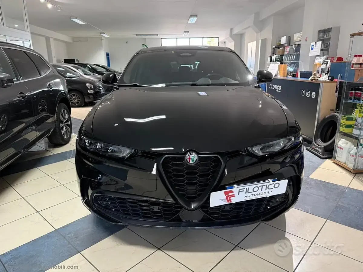 Usata Alfa Romeo Tonale Sprint 131 CV (96 kW) 2023 Nero SUV