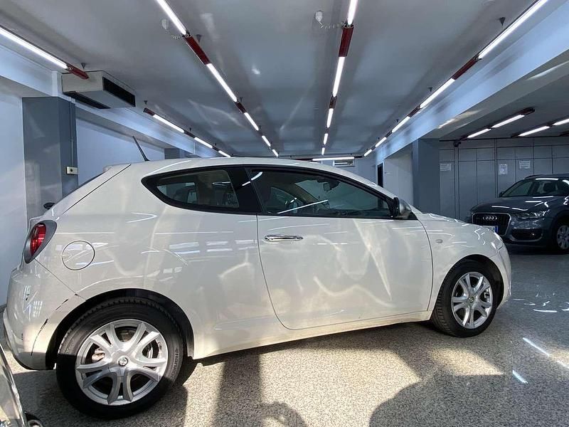 Usata Alfa Romeo MiTo Distinctive 95 CV (69 kW) 2012 Bianco Utilitaria