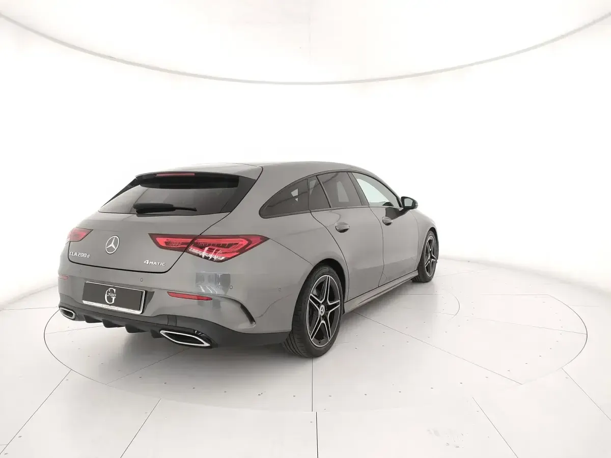 Usata Mercedes CLA200 Premium 149 CV (109 kW) 2023 Grigio Coupé