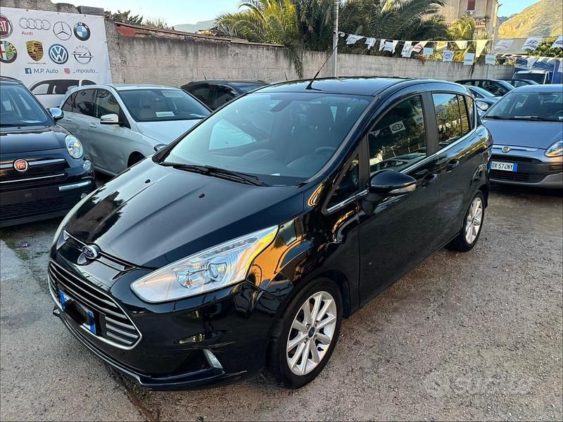 Usata Ford B-MAX Titanium 75 CV (55 kW) 2016 Nero Monovolume