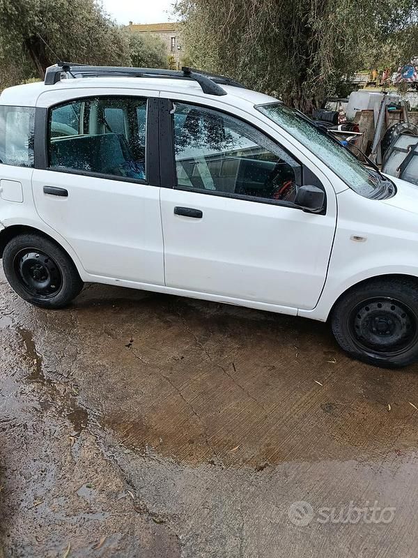 Usata Fiat Panda 70 CV (51 kW) 2003 Utilitaria
