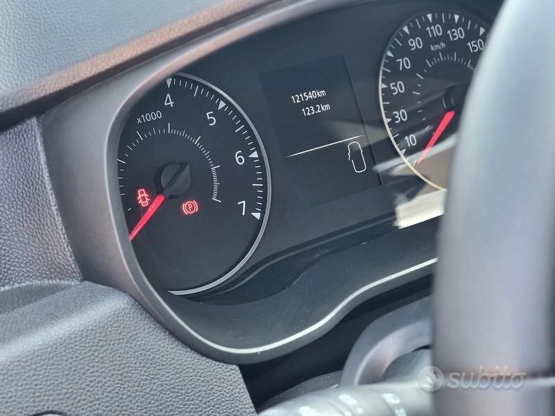 Usata Dacia Duster Prestige 101 CV (74 kW) 2022 Grigio SUV