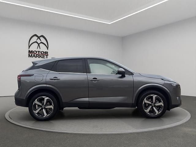 Begagnad Nissan Qashqai N-Connecta 140 HK (102 kW) 2021 Grå SUV