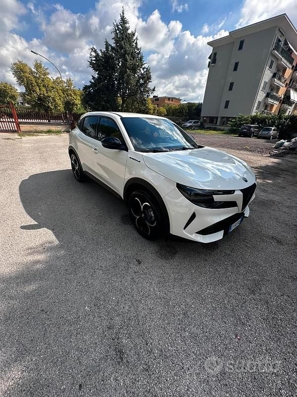Usata Alfa Romeo GT Junior 136 CV (100 kW) 2024 Bianco Utilitaria