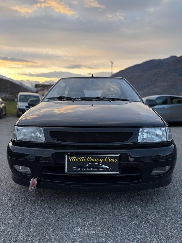 Usata Citroën Saxo 88 CV (64 kW) 1999 Nero Utilitaria