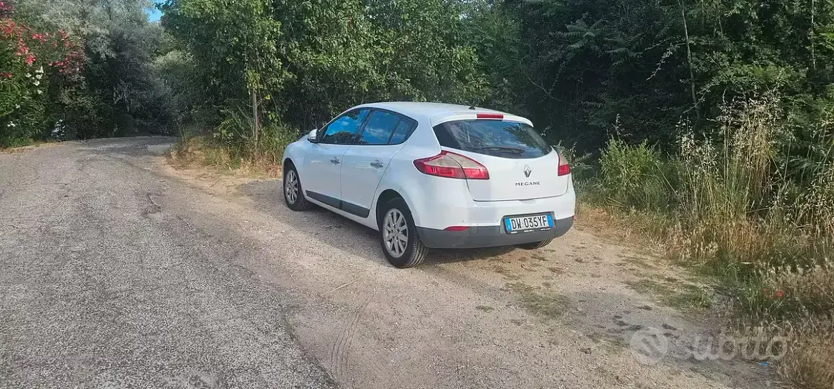 Usata Renault Mégane 110 CV (80 kW) 2009 Berlina