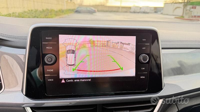 Usata VW T-Roc 116 CV (85 kW) 2022 Blu SUV