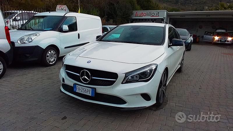 Usata Mercedes CLA200 Shooting Brake 136 CV (100 kW) 2017 Bianco Station wagon