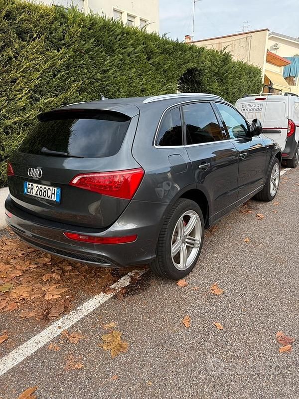 Usata Audi Q5 Advanced Plus 170 CV (125 kW) 2013 Grigio SUV
