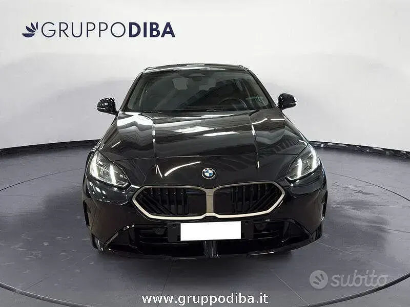 Usata BMW 120 M Sport 150 CV (110 kW) 2025 Nero Utilitaria