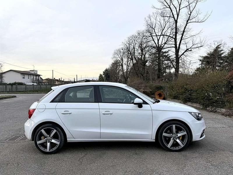 Usata Audi A1 Sportback Ambition 105 CV (77 kW) 2012 Utilitaria