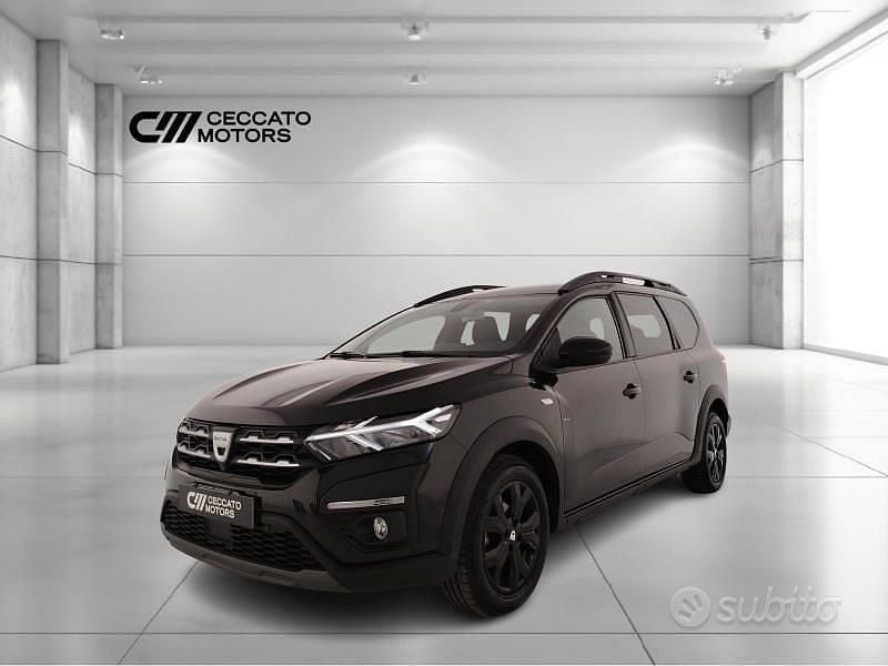Usata Dacia Jogger Extreme 110 CV (80 kW) 2022 Nero Monovolume